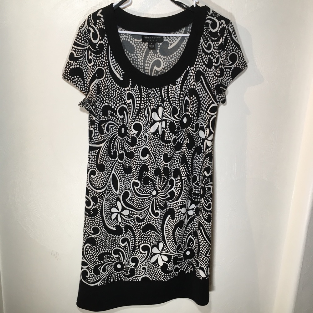 Connected Paisley Dress size 8 Black White